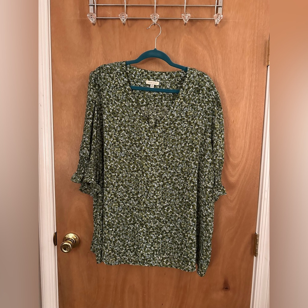 Plus Size, Floral Blouse - Size 3X